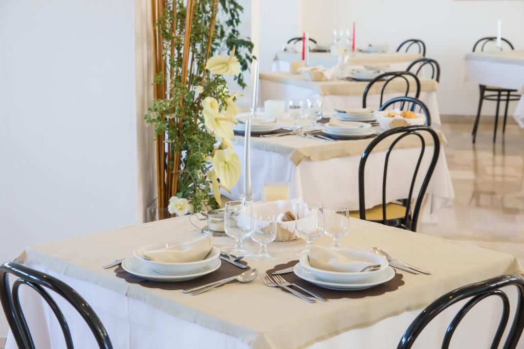 Hotel Adler Gabicce Mare Bagian luar foto