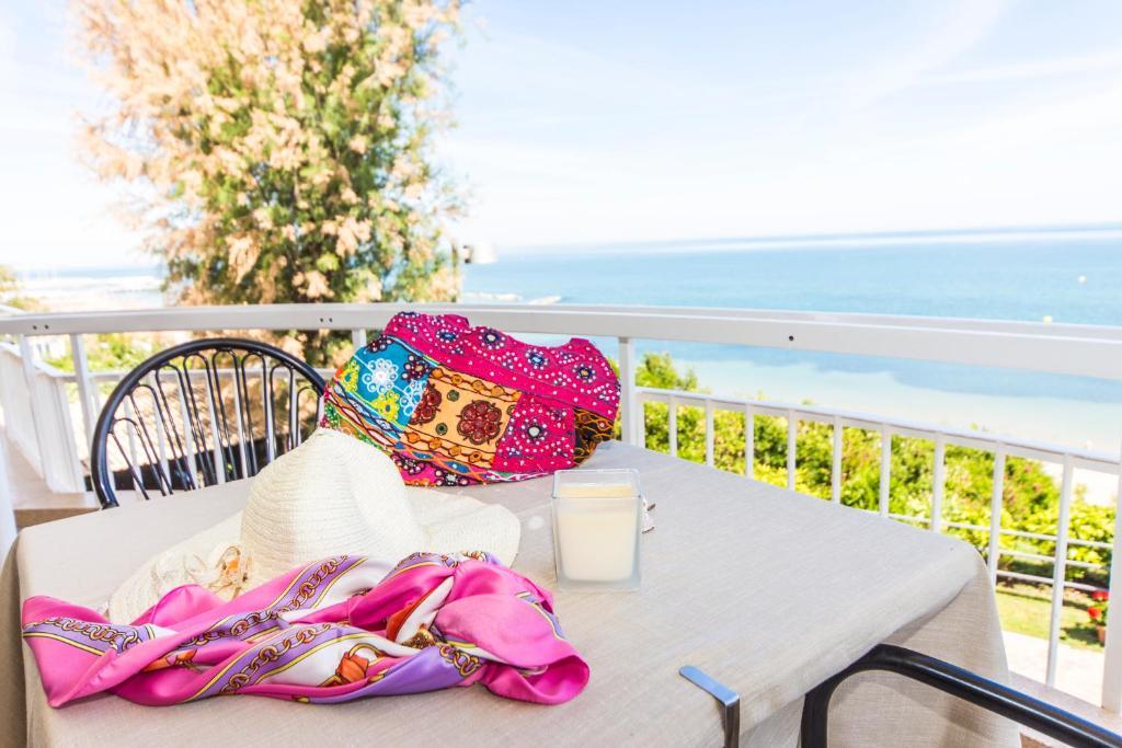 Hotel Adler Gabicce Mare Bagian luar foto