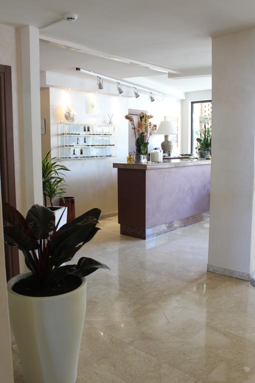 Hotel Adler Gabicce Mare Bagian luar foto