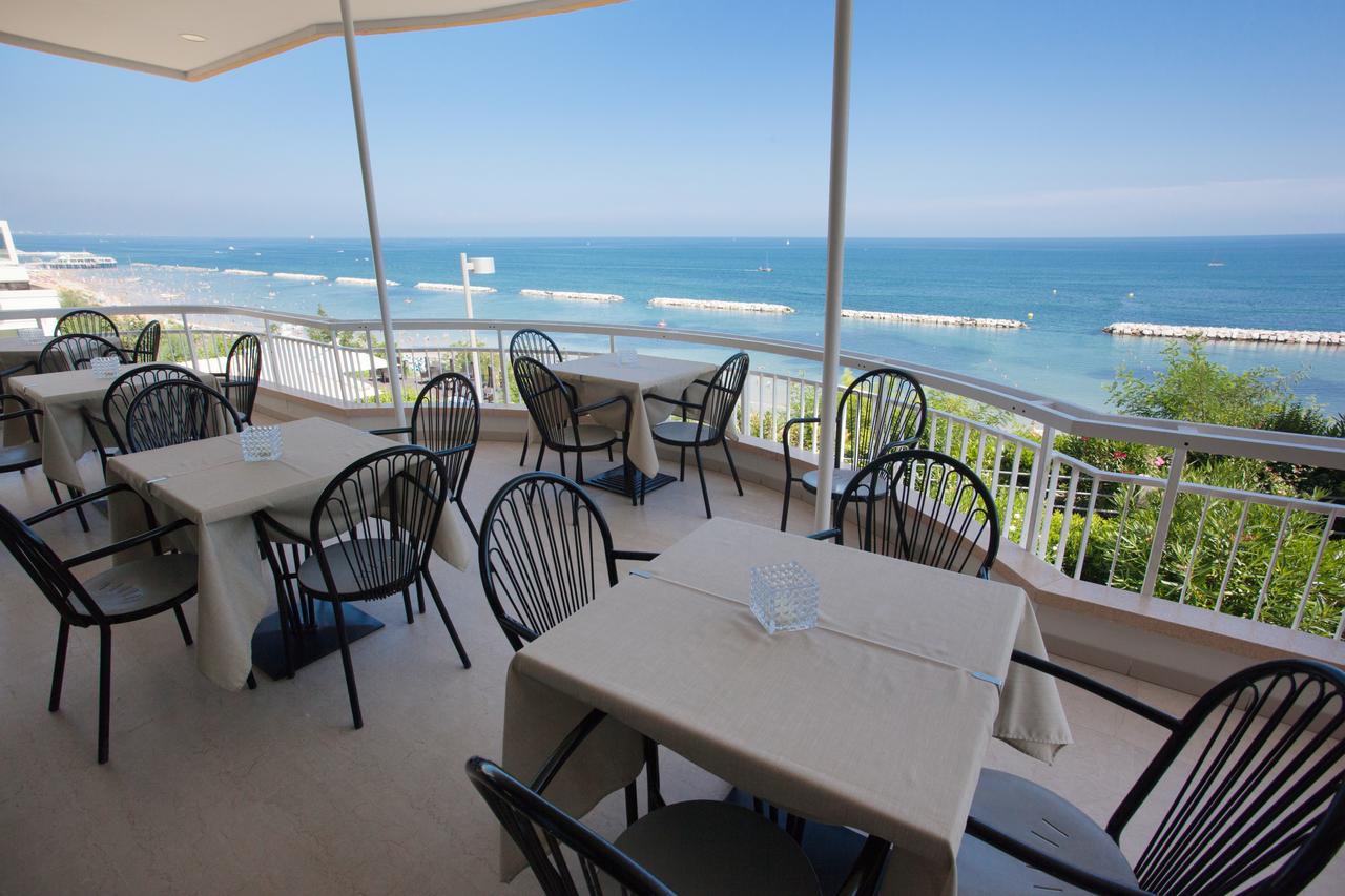 Hotel Adler Gabicce Mare Bagian luar foto